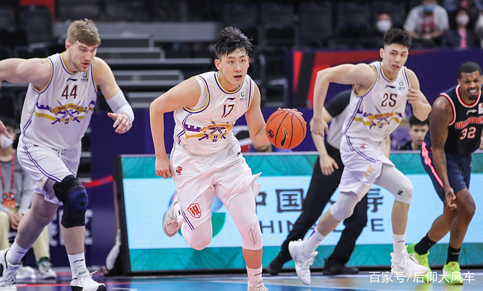 风云突变多特蒙德转会期内部沟通，CBA季后赛版图或变，赛场秩序良好，高层口径保持一致的简单介绍