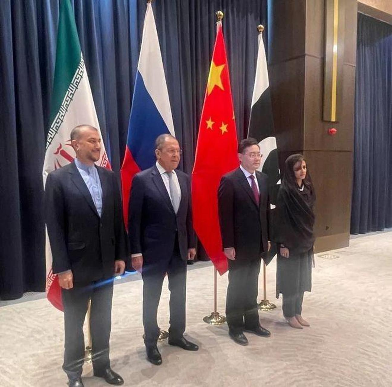 密尔沃基雄鹿vs华盛顿奇才直播