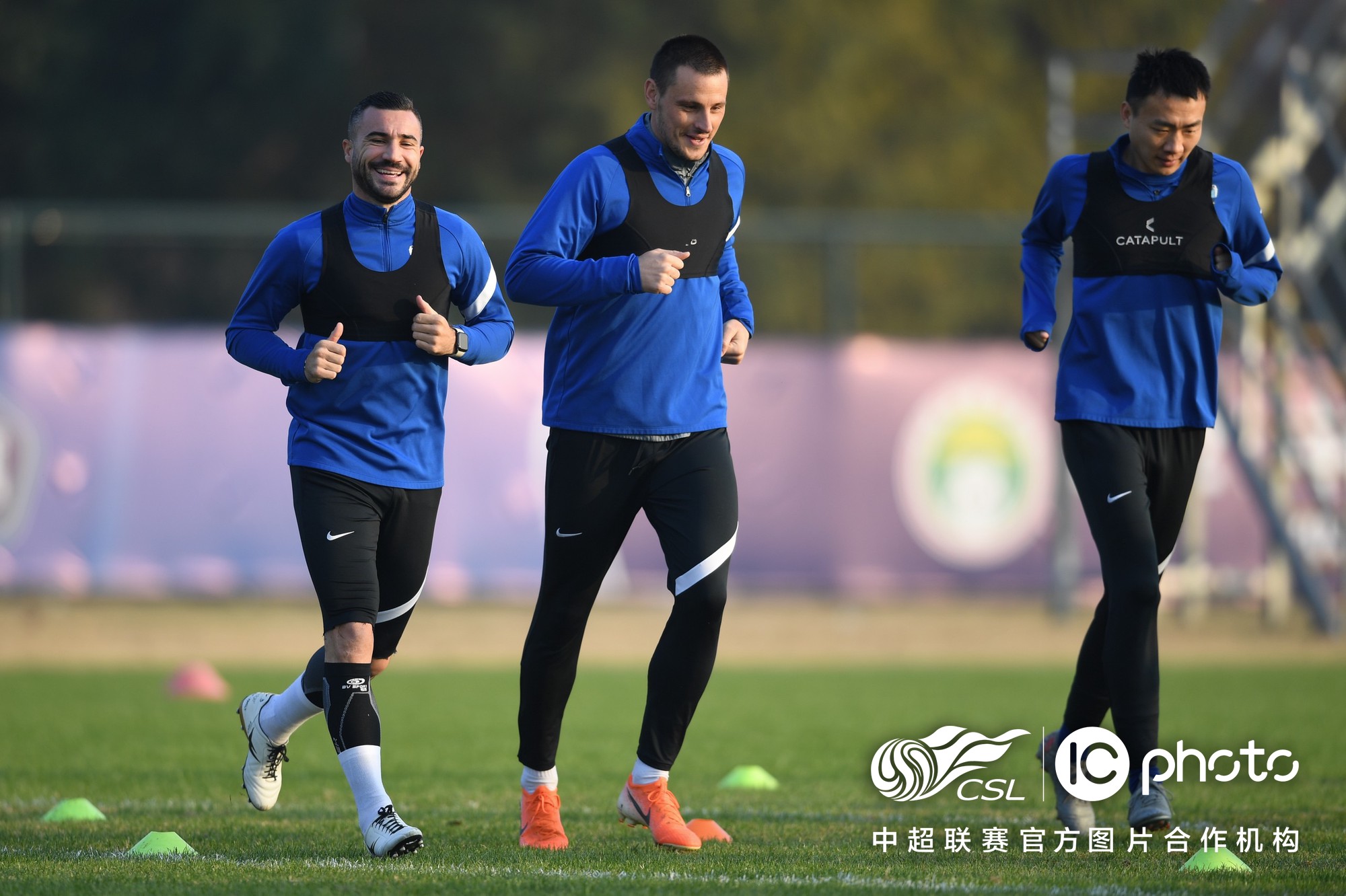 什么主教练正在热身