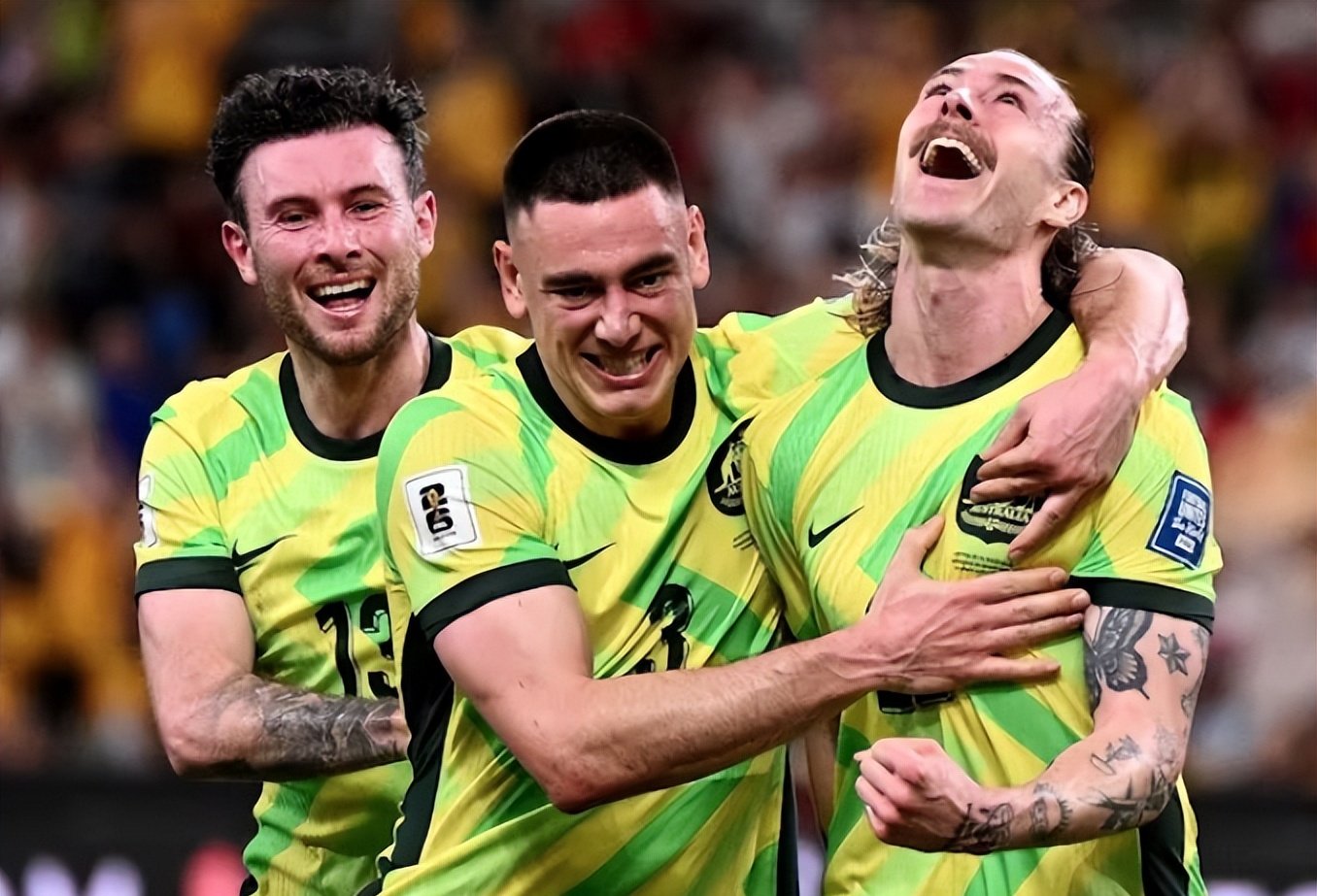 赛地聚焦：意大利杯赛后热度飙升，曼城豪取连胜，压力陡增，团队化学反应显著 