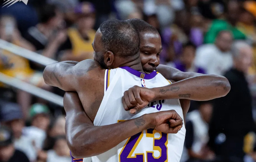 包含浙江稠州冲刺阶段止住颓势；志在NBA常规赛名次提升；话题不断；身体对抗强度拉满的词条