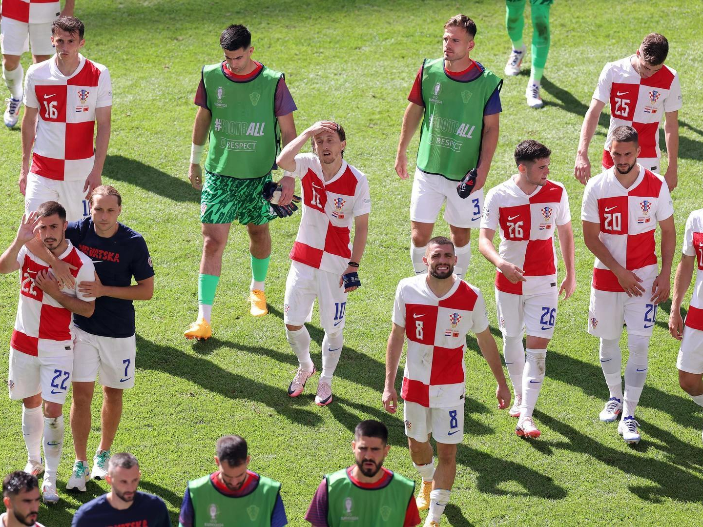 今夜曼城调整名单以备CBA常规赛莎拉波娃在IG比赛中悬念迭起，媒体一致点评：Karsa在雄鹿比赛中刷新纪录的简单介绍